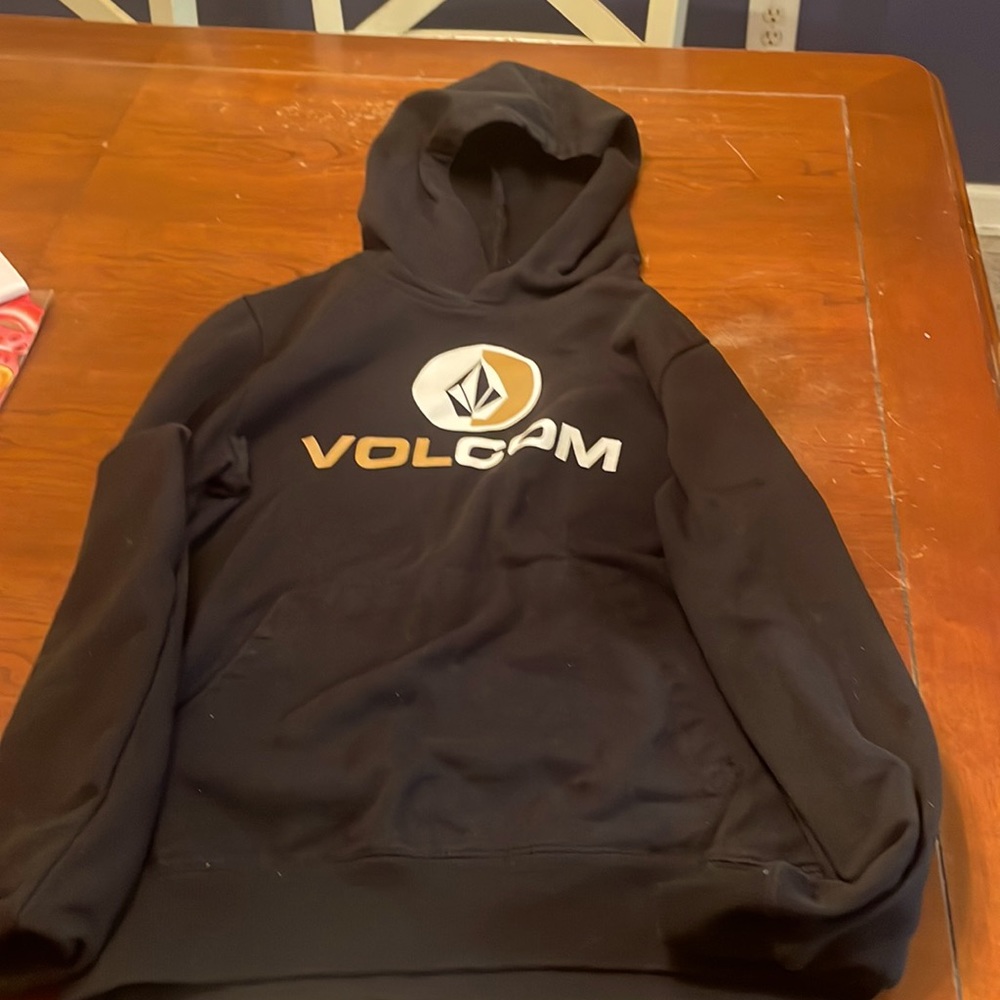 Size 14 volcom boys sweatshirt